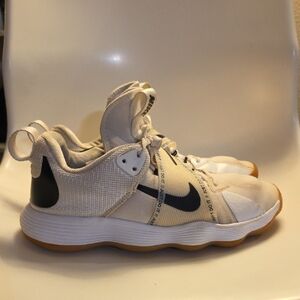 Men Nike React Hyperset Volleyball Shoes